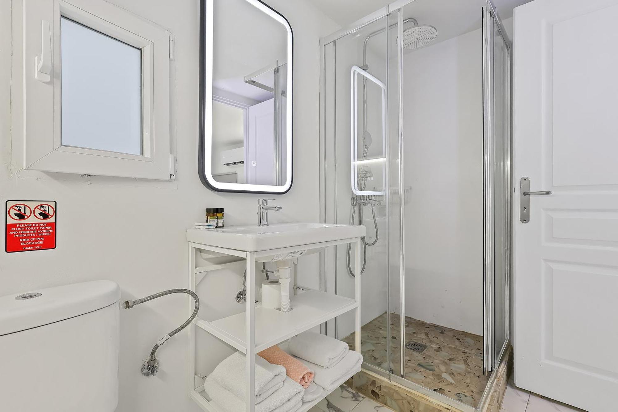 Your Cube Place At Ermou - Plaka Афіни Екстер'єр фото